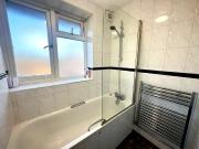 2 Bed Flat, Broadfield, NW6