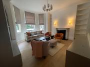2 Bed Flat, Charlesworth House, SW7