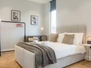 2 Bed Flat, Chatsworth House, M1