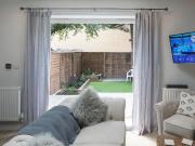 2 Bed Flat, Chiswick, W4