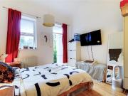 2 Bed Flat, Clapham, SW11