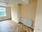 2 Bed Flat, Commercial Road, E1