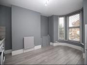2 Bed Flat, Crescent Road, E13