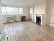 2 Bed Flat, Dorchester Court, SE24