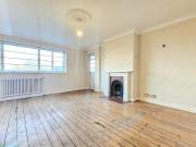 2 Bed Flat, Dorchester Court, SE24