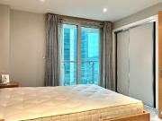 2 Bed Flat, Ensign House, SW8