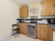 2 bed flat for sale