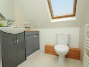 2 bed flat for sale