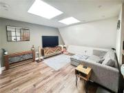 2 bed flat for sale