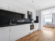 2 bed flat for sale