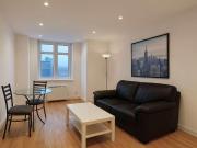 2 bed flat for sale