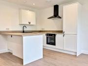 2 bed flat for sale