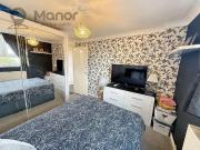 2 bed flat for sale