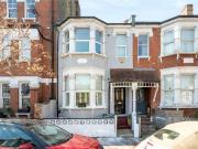 2 bed flat for sale