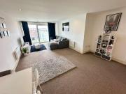 2 bed flat for sale