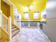 2 bed flat for sale