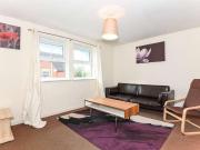 2 bed flat for sale