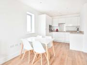 2 bed flat for sale
