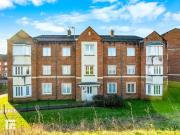 2 bed flat for sale