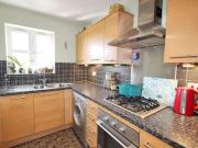 2 bed flat for sale
