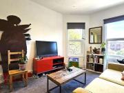 2 bed flat for sale