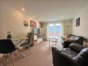 2 bed flat for sale