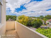 2 bed flat for sale
