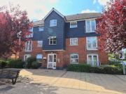 2 bed flat for sale