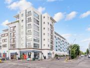 2 bed flat for sale
