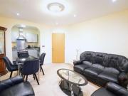 2 bed flat for sale