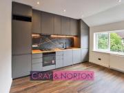 2 bed flat for sale