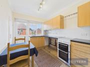 2 bed flat for sale