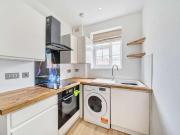 2 bed flat for sale