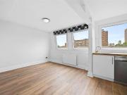2 bed flat for sale