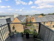 2 bed flat for sale