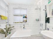 3 bed flat for sale