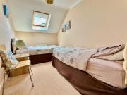 2 bed flat for sale