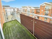 2 bed flat for sale