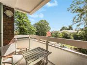 2 bed flat for sale