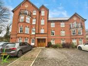 2 bed flat for sale