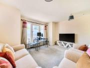 2 bed flat for sale