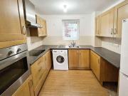 2 bed flat for sale