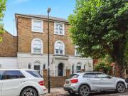 2 bed flat for sale