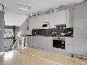 2 bed flat for sale