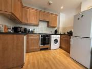 2 bed flat for sale