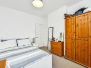 2 Bed Flat, Franciscan Road, SW17