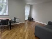 2 Bed Flat, Gladstone Court, L8
