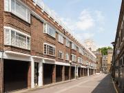 2 Bed Flat, Gower Mews Mansions, WC1E