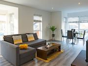 2 Bed Flat, Gweal Avenue, RG2