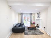 2 Bed Flat, Hendon Way, NW2